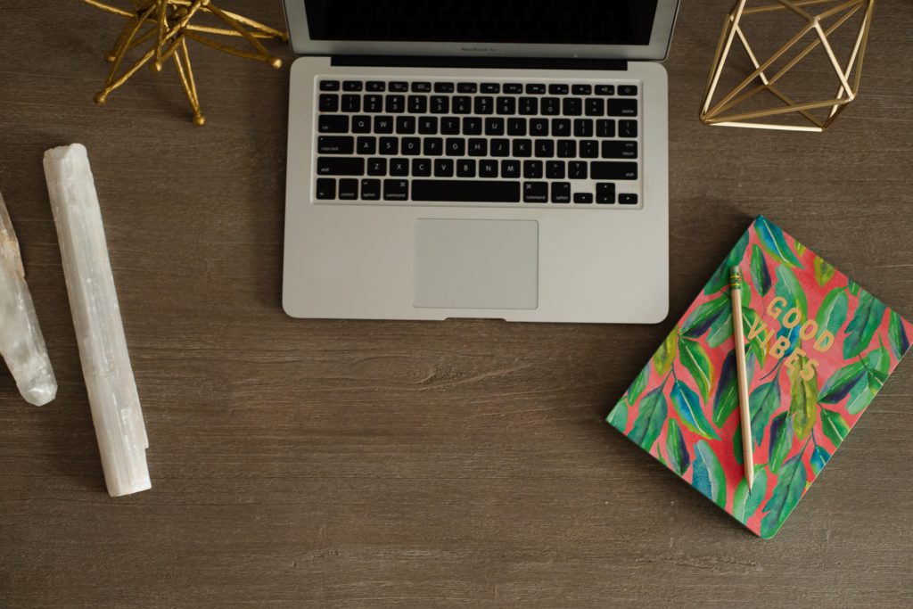 If you are new to the Personal Brand wave and are starting your own business and feel lost that's ok. Whether it is coaching, wellness, real estate, or other business you are the face and your values are the brand. Here are some must-have photos for Personal Brands