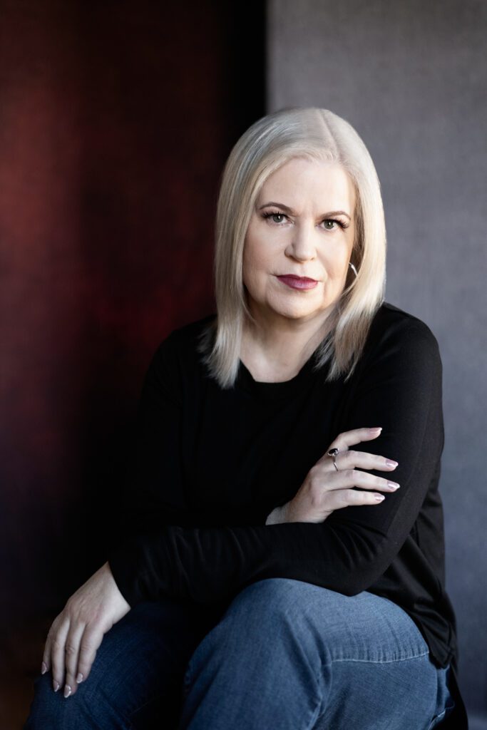 Pamela Castrucci | Mystery Author | Personal Branding Portraits | Wohler & Co.